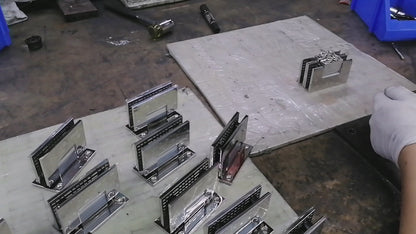 Heavy-Duty 304 Stainless Steel 90° Wall-to-Glass Pivot Hinge for Frameless Tempered Shower Door